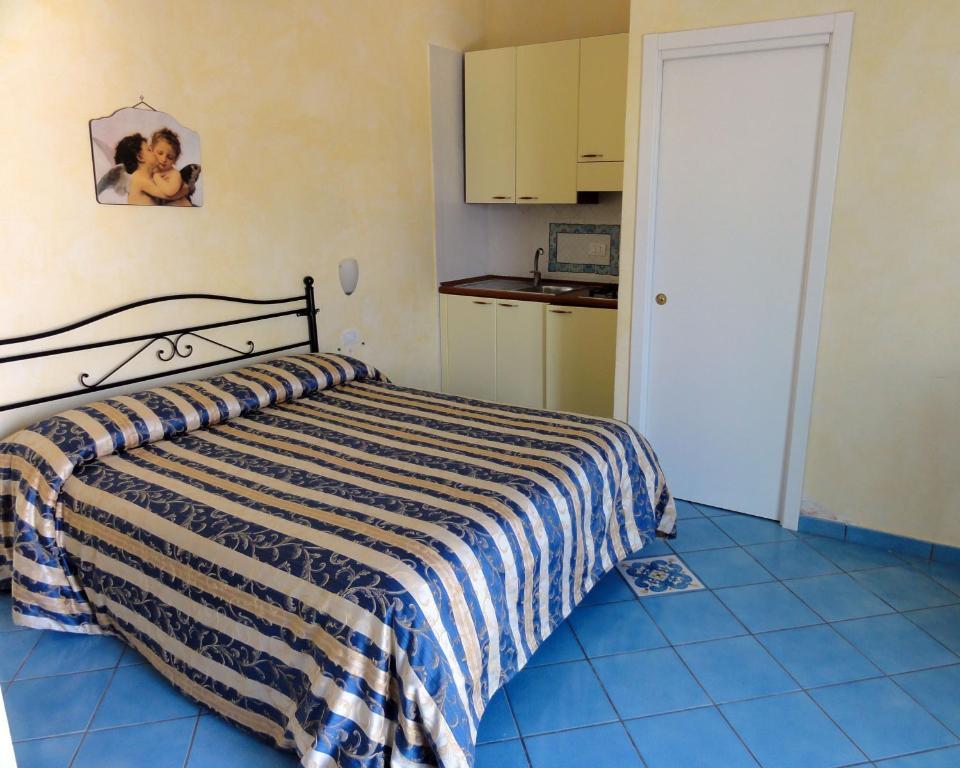 Dimora Carlo III Bed & Breakfast Vietri sul Mare Exterior photo